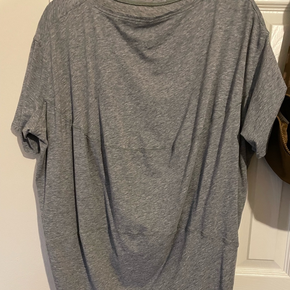 Lululemon Back in Action Shirt- Heather Gray